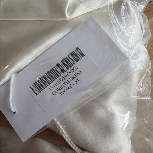 Reformation Corinth Silk Dress in Ivory XL NWT $348 - Picture 6 of 7